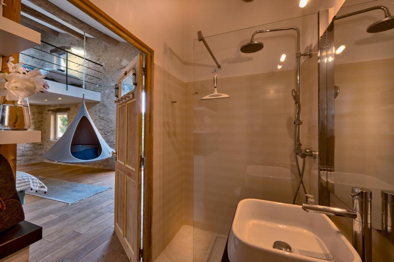 Maison Lou Roucas Cabrieres-d'Aigues Екстер'єр фото