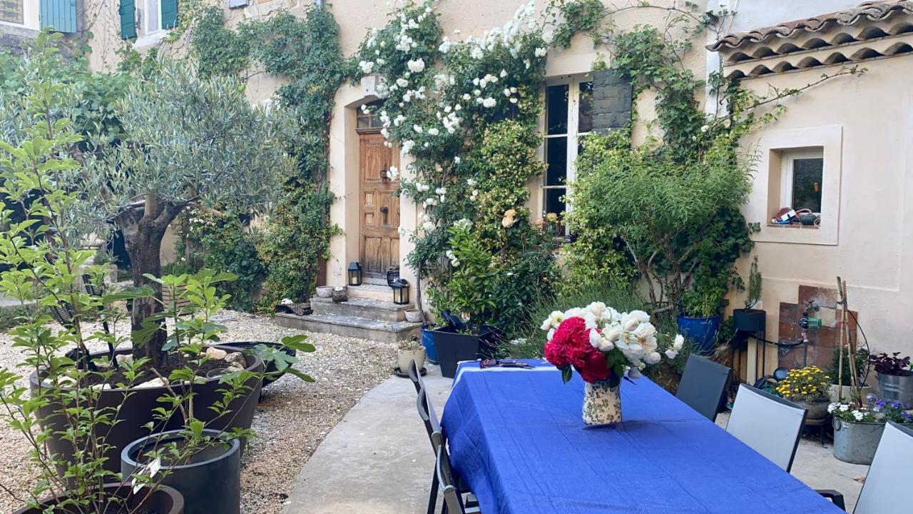 Maison Lou Roucas Cabrieres-d'Aigues Екстер'єр фото